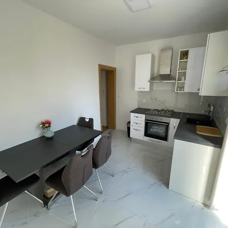 Apartmani Jasminka Vodice Exterior photo